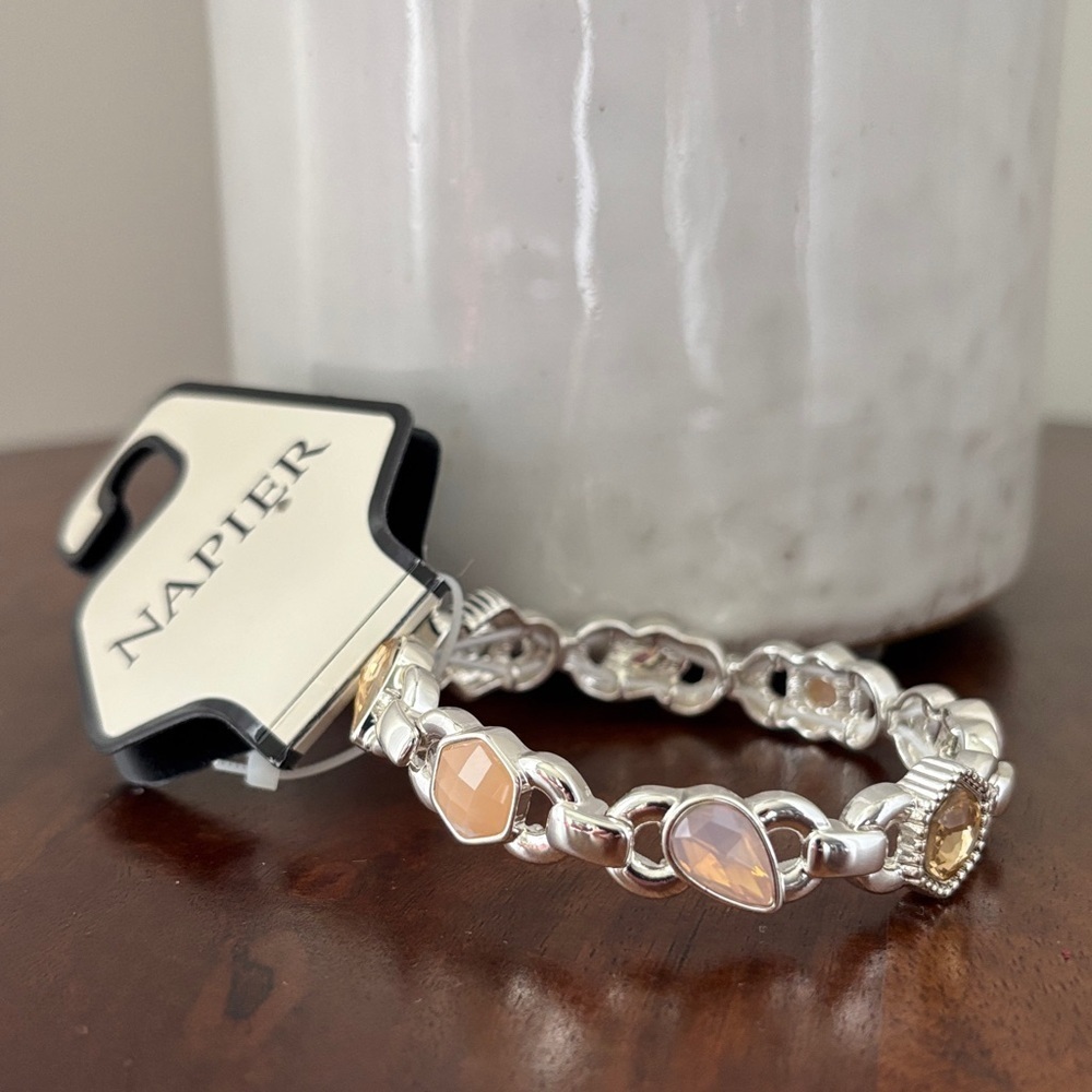 Napier Silvertone Stretch,hexagon,teardrop acrylic stones,topaz,peach,light pink - Picture 6 of 6